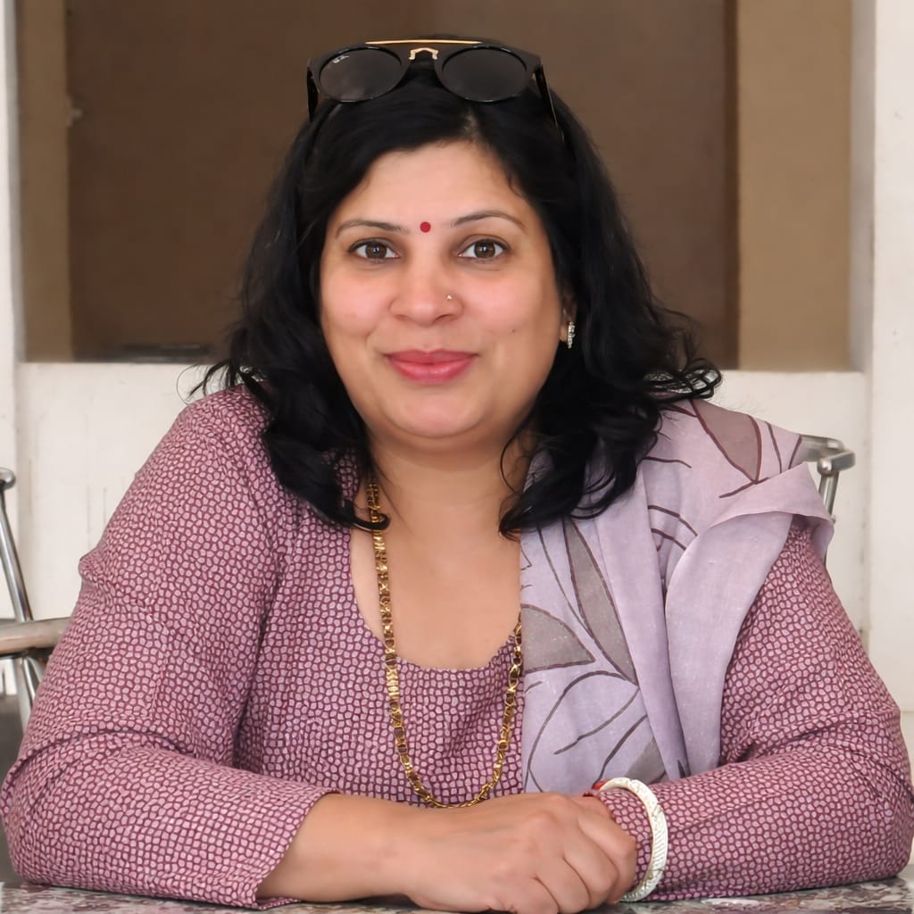 NISHA  ARYA